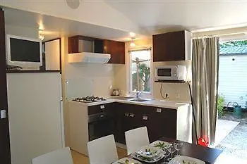 Bj Riviera Holidays - Caravan Park Hotel *