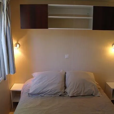 Bj Riviera Holidays - Caravan Park Hotel Port Grimaud
